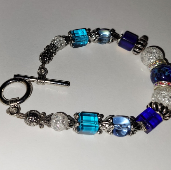 Handmade bracelet - Picture 3 of 3